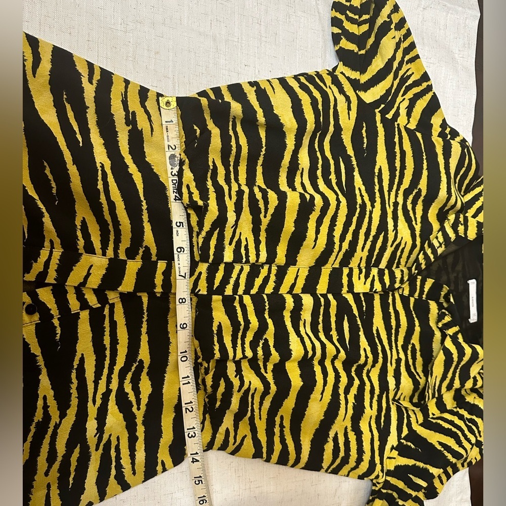 Mango Zebra Print Mini Dress in Green and Black 🌴☀️ - Picture 10 of 15